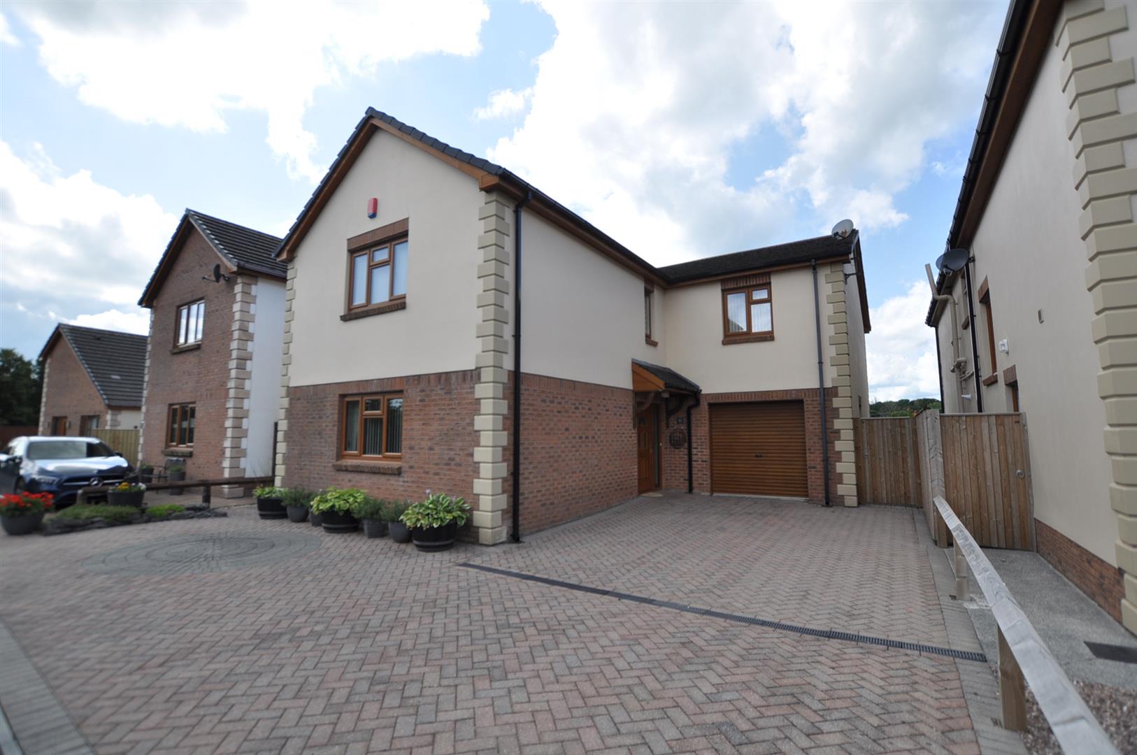 Pen Y Ffordd, St. Clears, Carmarthen Terry Thomas & Co Estate Agents